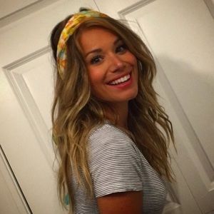 Meet your Posher, Courtney